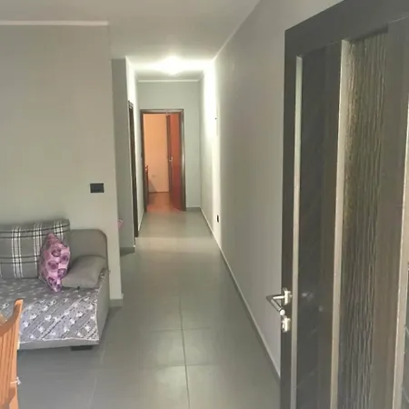 With Parking Space - 22715 Apartamento