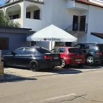 With Parking Space - 22715 Apartment Porec