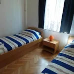 Apartment With Parking Space - 22715
