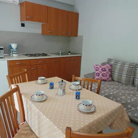 With Parking Space - 22715 Апартаменти *