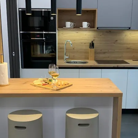 With Parking Space - 22715 Poreč