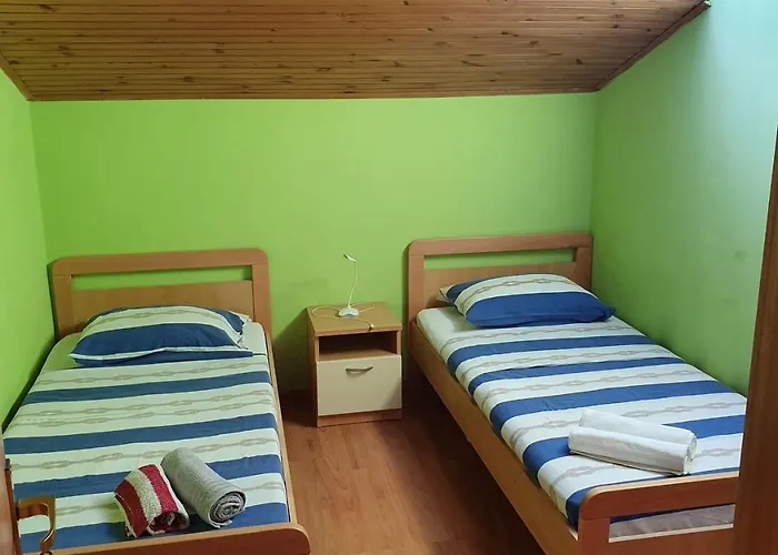 With Parking Space - 22715 Apartman *