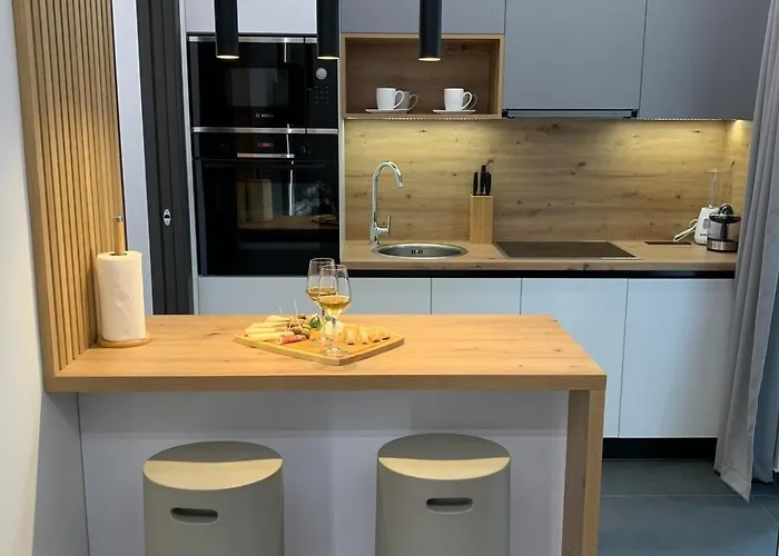 With Parking Space - 22715 Poreč