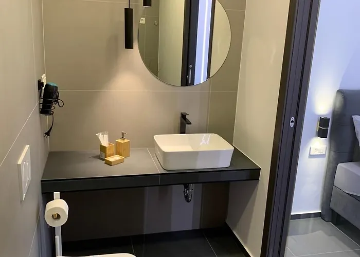 Apartman With Parking Space - 22715 Poreč